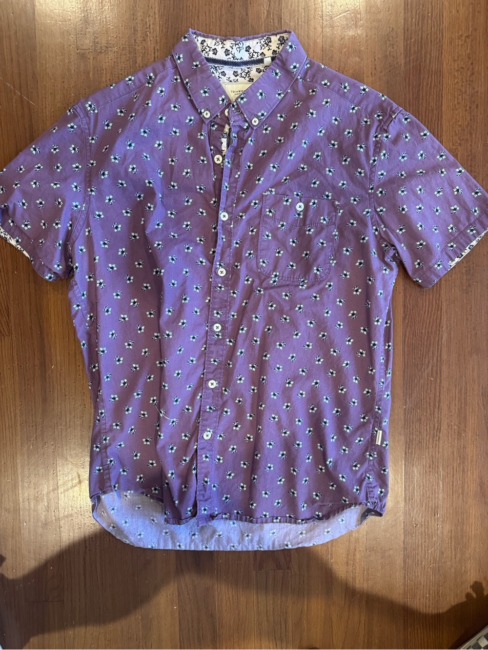 7 Diamonds Purple Short-Sleeve Button-Down with Micro Floral Print